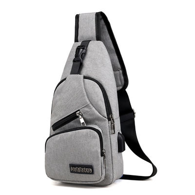 Borsa da petto con cerniera a chiusura Canvas USB di ricarica anti-furto per uomini in brevi viaggi