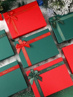 Materiali riciclati Custom Luxury Bridesmaid Gift Box con nastro e diversi colori