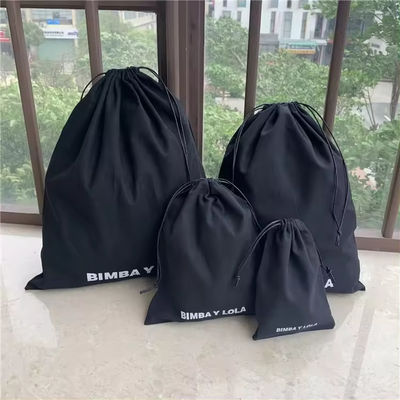 Medio nero musselino Calico tela di cotone sacchetto a corda con logo personalizzato