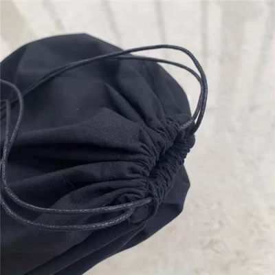 Medio nero musselino Calico tela di cotone sacchetto a corda con logo personalizzato