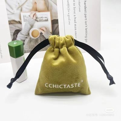 Piccolo imballaggio String drawing Velvet Jewellery Bag Logo personalizzato Stampato tessuto di velluto morbido
