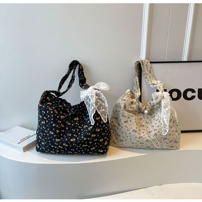 Borsa da spalla di paglia e pizzo di moda semplice per donne Borsa da scorta di grandi dimensioni