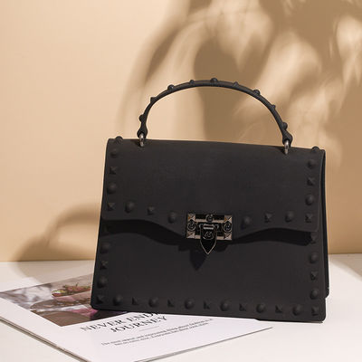 2022 Borsa di lusso con gelatina Nuova borsa da spalla in PVC alla moda con chiusura a cerniera