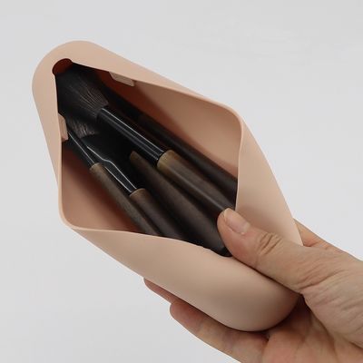 Stile di moda personalizzato borsa borsa di trucco in silicone portatile per lo stoccaggio cosmetico