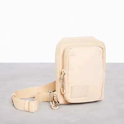 Logo personalizzato Messaggero Mini Bottiglia d'acqua di nylon Portatore Sacchetto toracico croce accettabile OEM/ODM