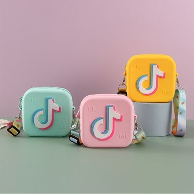 Mini sacchetti quadrati con gelatina per bambine