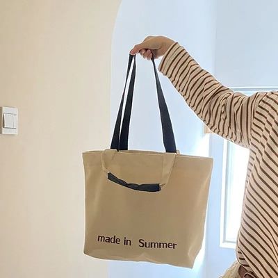Borsa da spalla di grande capacità per avventure turistiche femminili