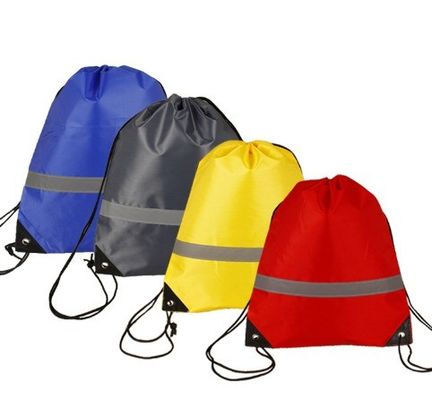 Chiusura a stringa Logo personalizzato 210D Polyester String Drawing Backpack Bag per viaggiare