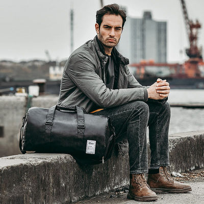 Borsa da viaggio a prova d'acqua grande per esterni con modello solido e chiusura a cerniera