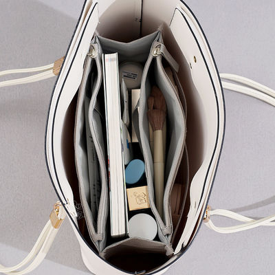 Piccola borsa cosmetica fashion clutch Perfetta per il deposito dei prodotti igienici per il trucco in movimento