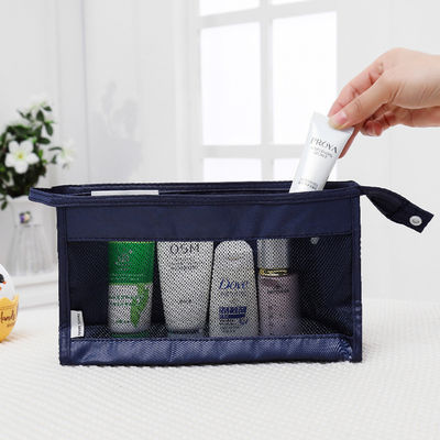 Borsa cosmetica a maglia Viaggio Organizzatore di immagazzinamento portatile Borsa igienica Borsa di trucco in bianco