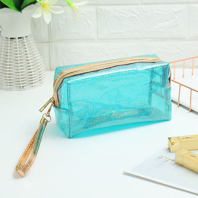 Possono essere utilizzati anche per la preparazione di prodotti cosmetici, come per il trucco impermeabile, per il viaggio, per la toilette, per i vestiti, per i vestiti e per i vestiti.