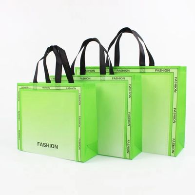 Borse colorate non tessute personalizzate per lo shopping ambientale laminato con logo stampato