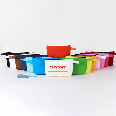Borsa di matita con cerniera di tela per logo personalizzato, borsa di trucco stampata e articoli di viaggio essenziali