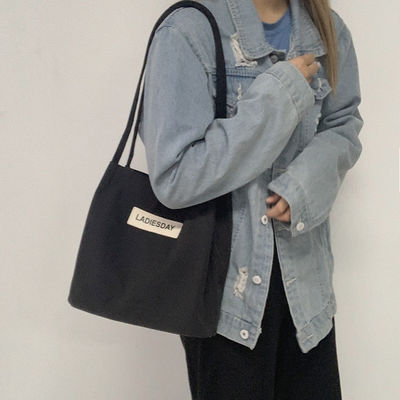 Borsa impermeabile in nylon in stile giapponese per donne Compagno di shopping semplice e funzionale