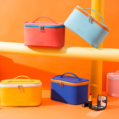 Borsa cosmetica di moda borsa trucco impermeabile per il più recente design viaggi viaggi delle donne