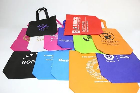 Medio taglio 30-50 cm Non tessuto Tote Bag con stampa di trasferimento di calore Logo personalizzabile