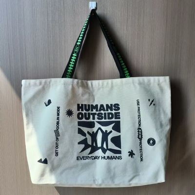 Nuovissimo modello di stampa di moda con logo.
