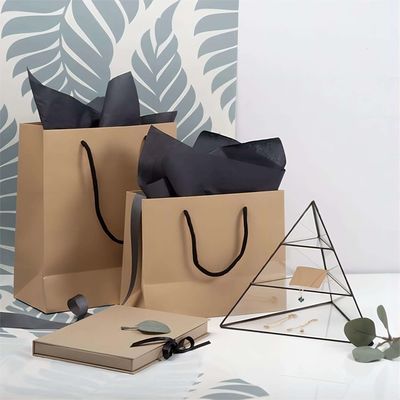 Stile manipolato Logo personale personalizzato Borsa di carta nera stampata per regalo personalizzato
