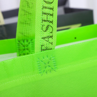 Logo personalizzato Borsa stampata non tessuta più recente stile alla moda per le campagne
