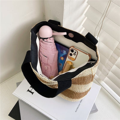 Borsa a mano in paglia di paglia eco-friendly per donna 2022 Beach Tote Donna Modello Tipo altro