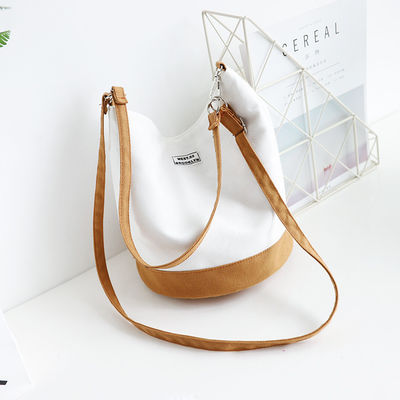 Borsa di cotone a fondo rotondo per acquisti alla moda e funzionali