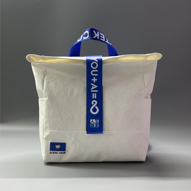 Logo stampato personalizzato Borse regalo di carta per negozi OEM / ODM