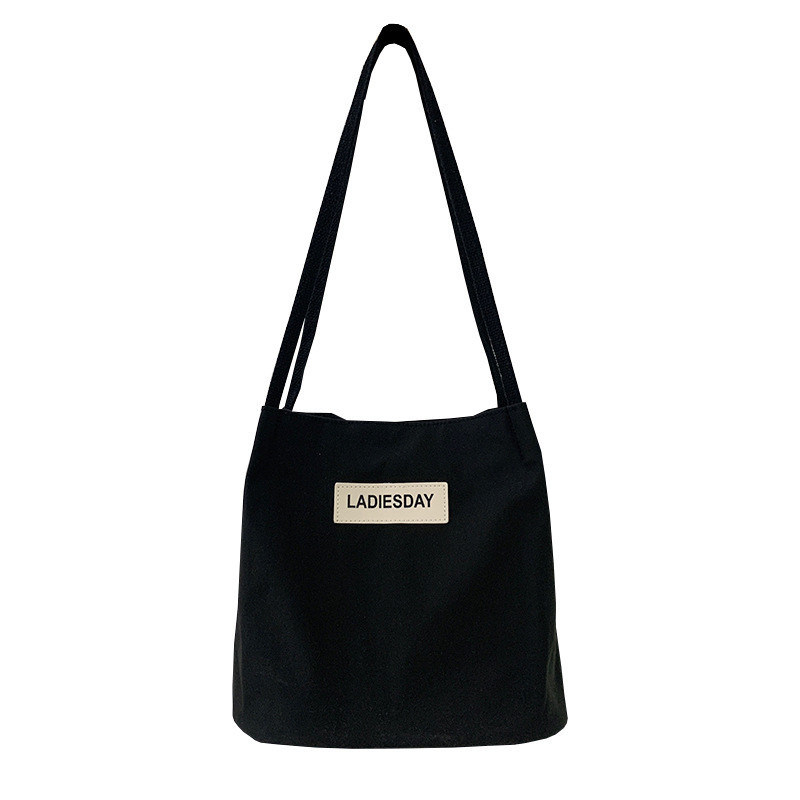 Borsa impermeabile in nylon in stile giapponese per donne Compagno di shopping semplice e funzionale